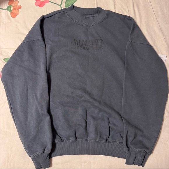 nwt taylor swift the eras tour blue crewneck - Picture 1 of 5
